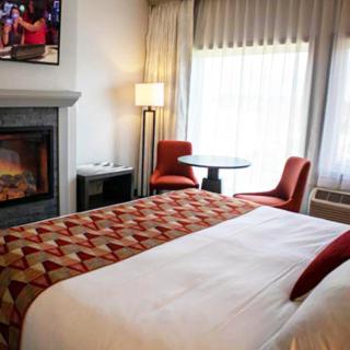 Standard King Room interior